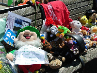 Photo: The Irish Love Boston, a message left at the marathon memorial in Copley Square